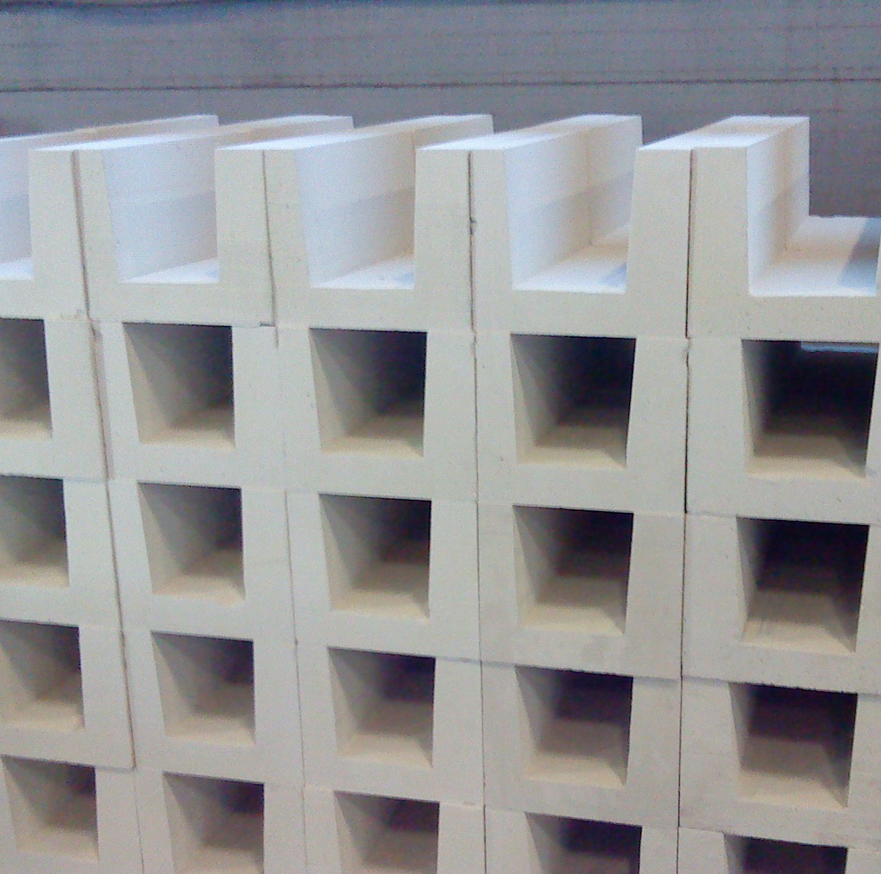 выпуск П-образных блоков из ячеистого бетона